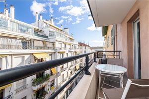 ONE BEDROOM APARTMENT IN NICE