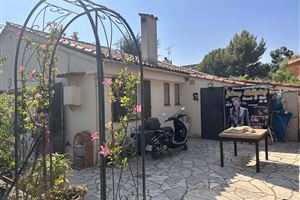 VILLA PLAIN PIED A FREJUS